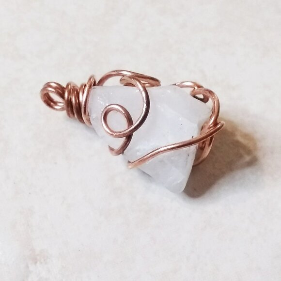 ๐๐๐ 3/$25!!! Handmade! Wire Wrapped! Chunky Tumbled Crystal Quartz Pendant - Picture 5 of 9